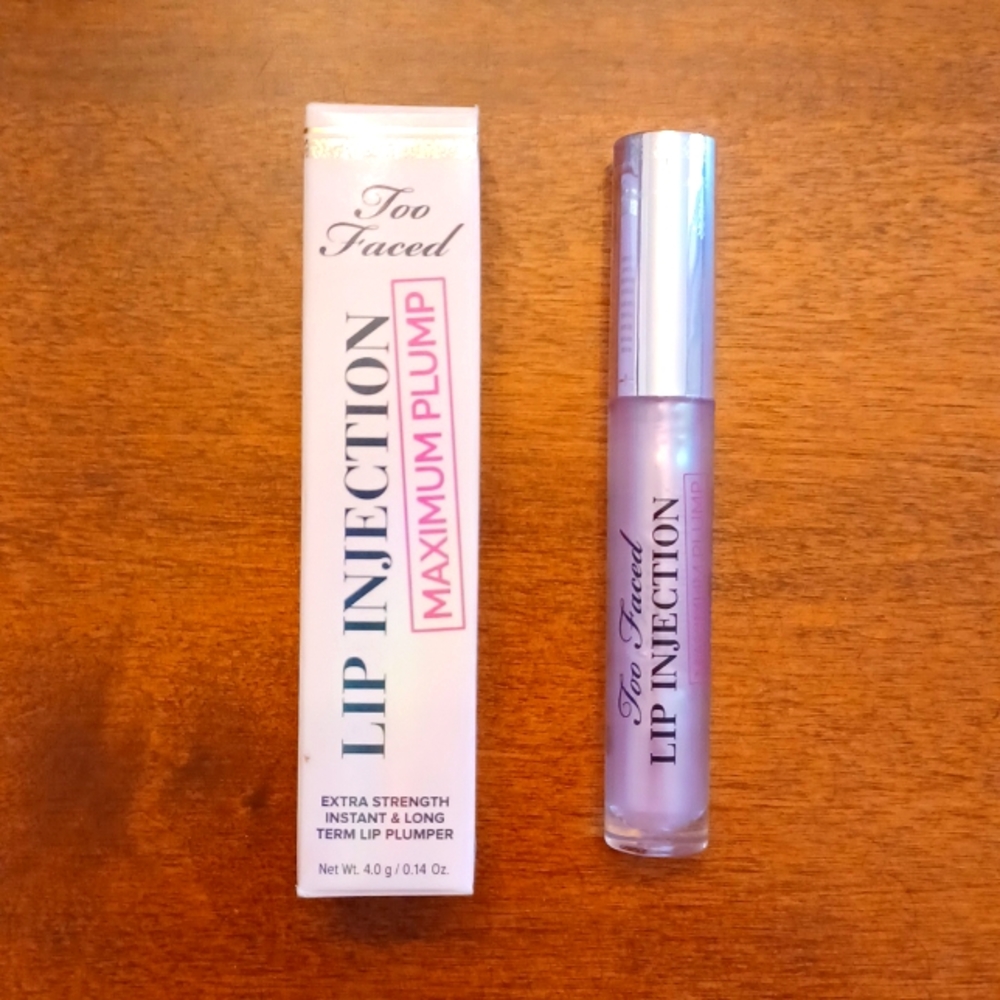 New Too Faced Lip Injection Maximum Plump